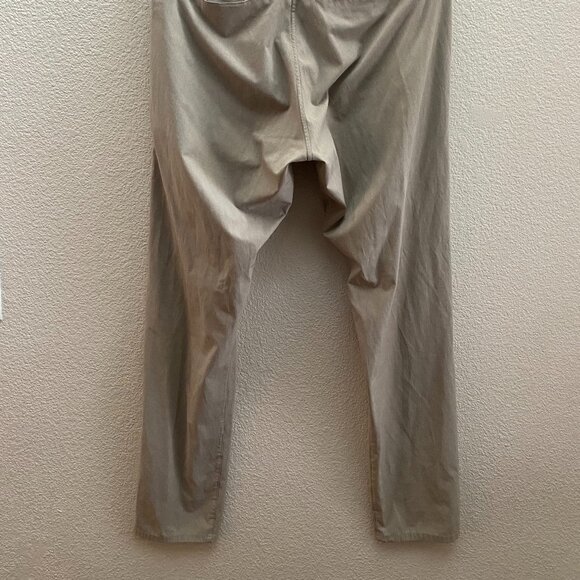 Vuori Aim Pant Pants 32 Inch Inseam Men's 33 / 34 Khaki Gray Color Golf Casual - Picture 7 of 7